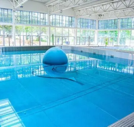Elegant - Chic - 6 Pers - Paris 15mn - Disneyland 15mn- Self-check In - Netflix - Free Parking & Wifi Apartamento *