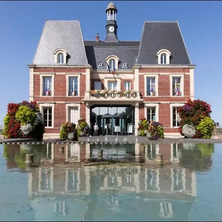 Elegant - Chic - 6 Pers - Paris 15mn - Disneyland 15mn- Self-check In - Netflix - Free Parking & Wifi Apartment Noisy-le-Grand